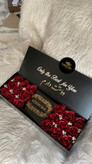 (ارسال رایگان)باکس چوبی با کیفیت همراه گل ربانی قرمز جاودان هدیه ای شیک و مجلسی| با متن طلایی انتخابیویژه ولنتاین