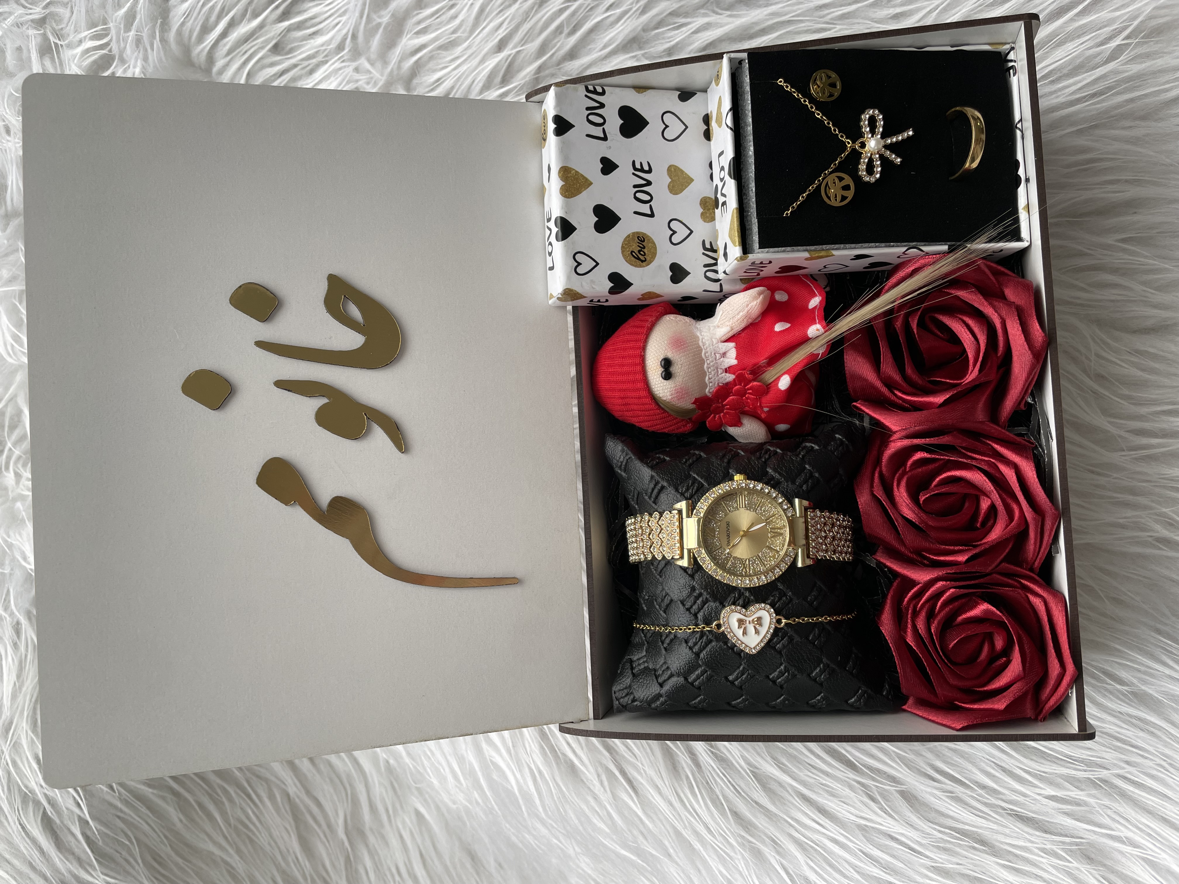 (ارسال رایگان) پک هدیه زنانه و دخترانه ساعت نگینی،گردنبند پاپیونی شیک ولنتاین ۳