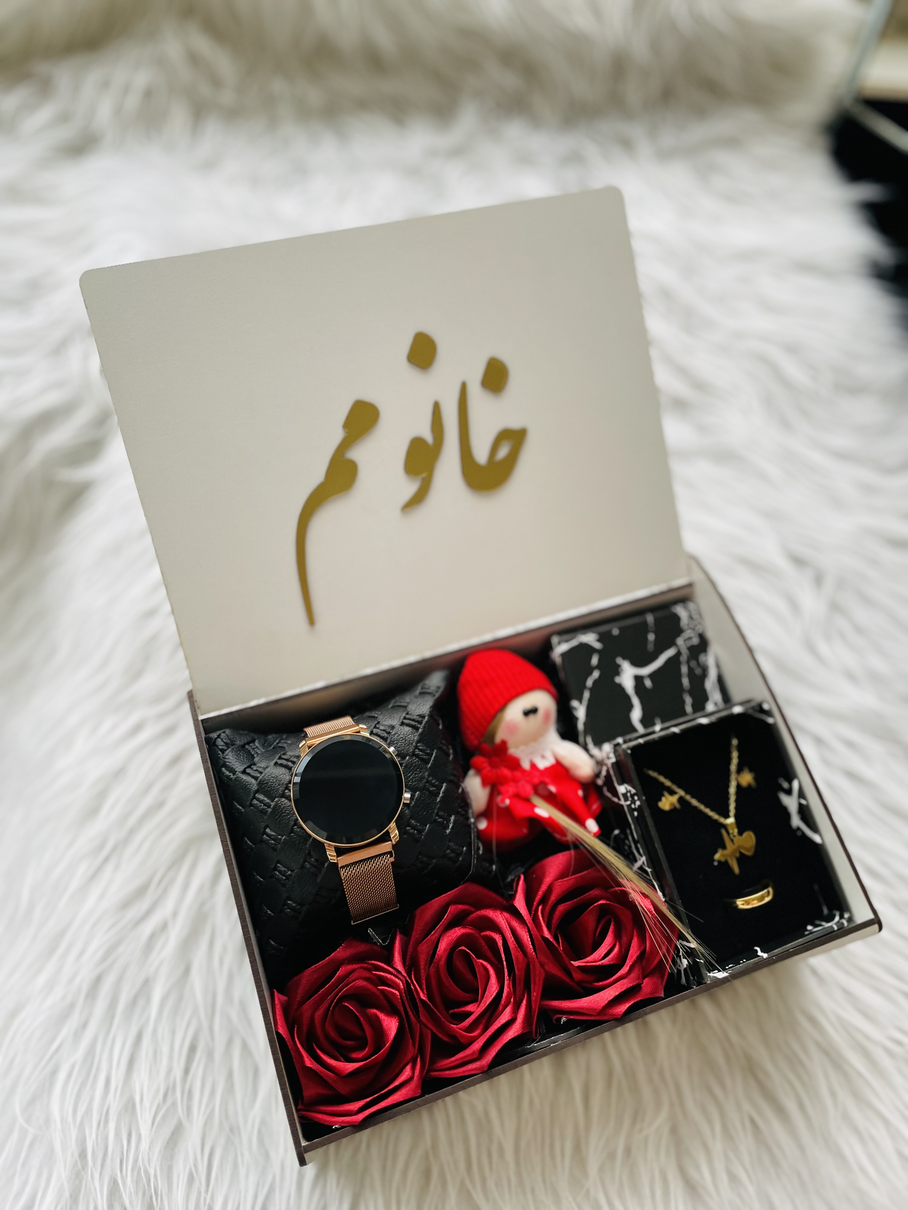 (ارسال رایگان)باکس هدیه چوبی ویژه ولنتاین زنانه و دخترانه کادو شیک  13