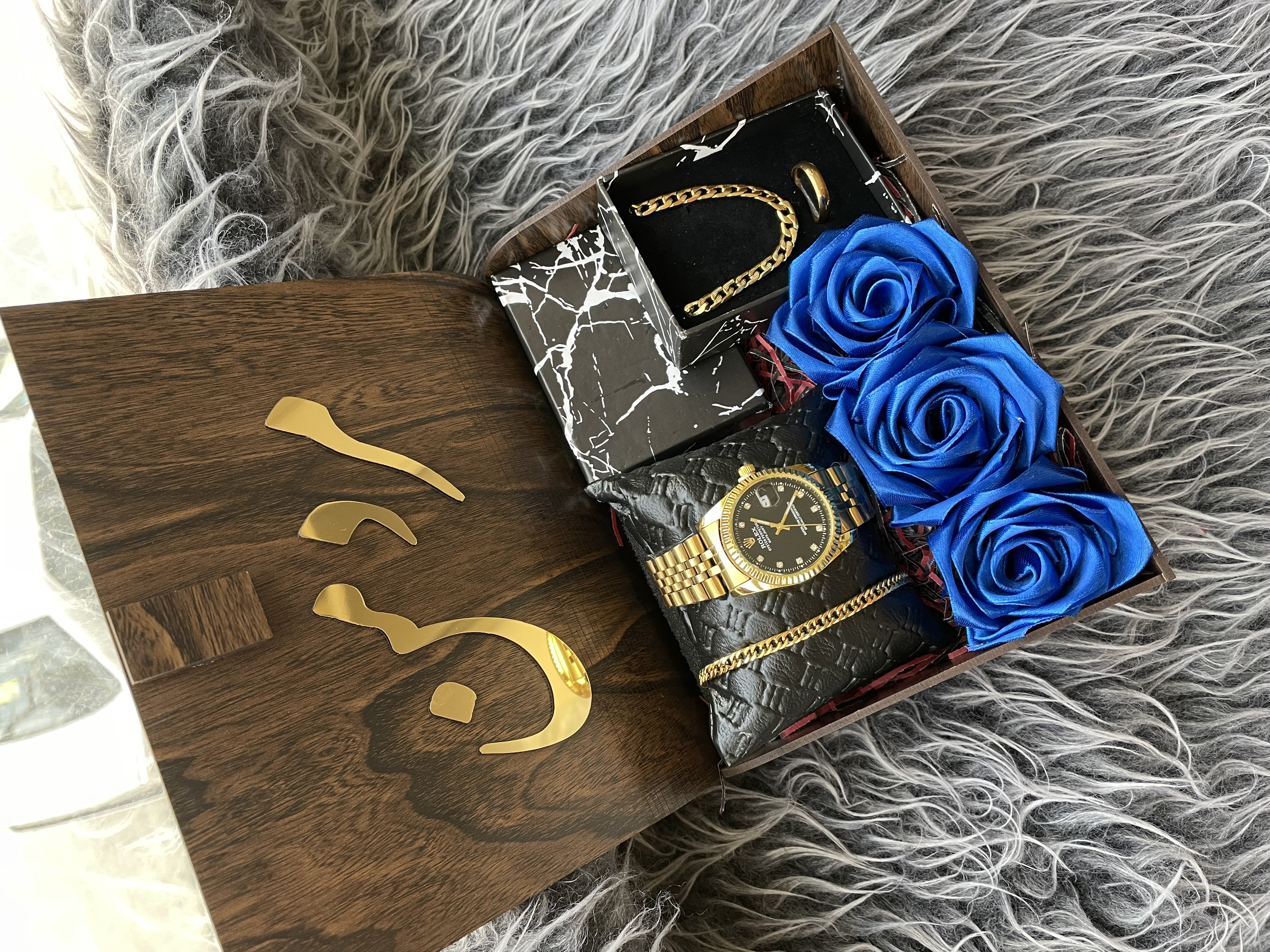(ارسال رایگان) هدیه لاکچری مردانه کادو تولد ساعت رولکس و ست کارتیر طلایی جذاب ۴