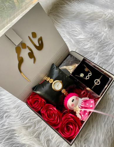 باکس هدیه زنانه و دخترانه باکس چوبی ساعت ورساچه و نیم ست بینهایت شیک